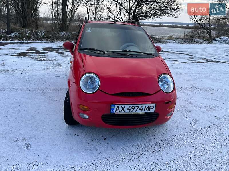 Хэтчбек Chery QQ 2011 в Слобожанском