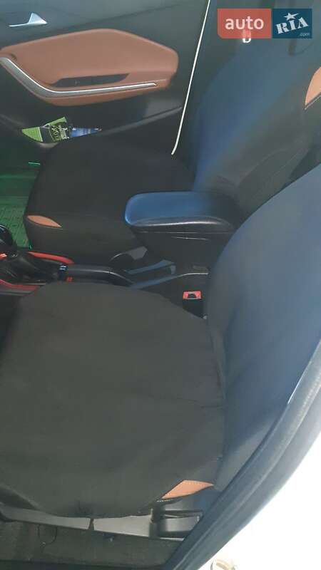 Хэтчбек Chery Tiggo 2 2017 в Кропивницком фото 11 Хэтчбек Chery Tiggo 2 2017 в Кропивницком