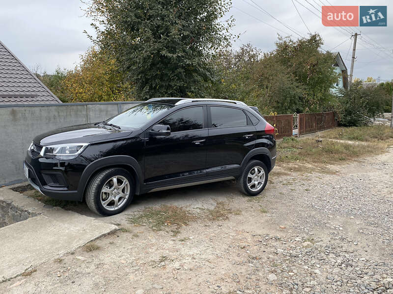 Позашляховик / Кросовер Chery Tiggo 2 2021 в Умані