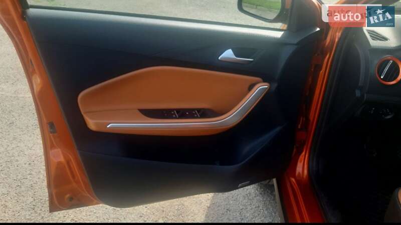 Внедорожник / Кроссовер Chery Tiggo 2 2017 в Млинове