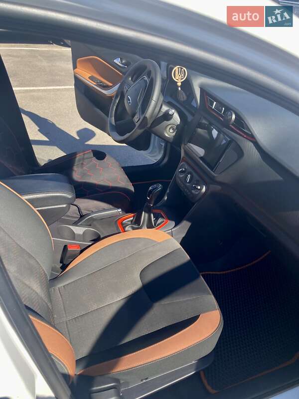 Внедорожник / Кроссовер Chery Tiggo 2 2020 в Черкассах фото 6 Внедорожник / Кроссовер Chery Tiggo 2 2020 в Черкассах