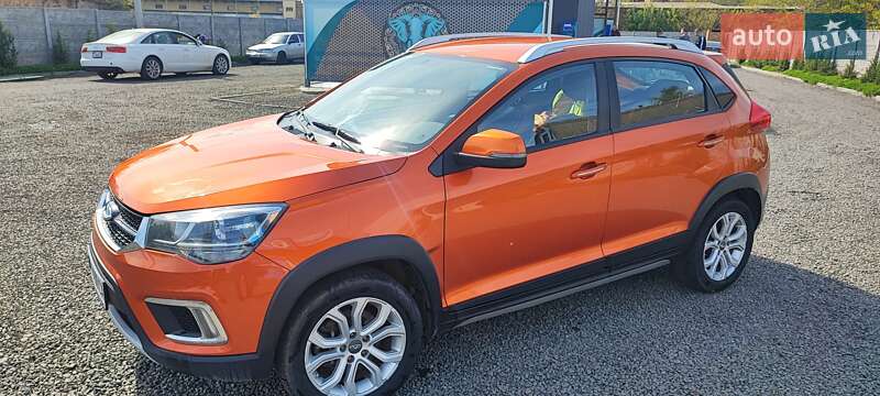 Внедорожник / Кроссовер Chery Tiggo 2 2017 в Черкассах