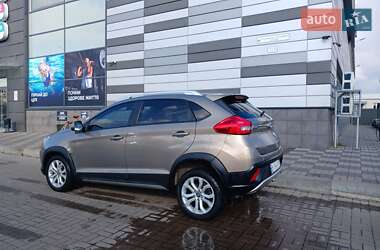 Внедорожник / Кроссовер Chery Tiggo 2 2017 в 