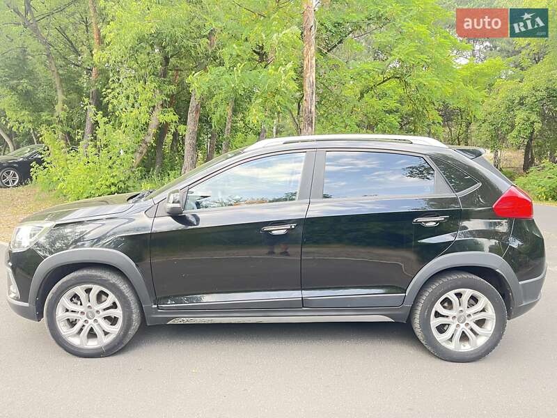 Внедорожник / Кроссовер Chery Tiggo 2 2017 в Черкассах