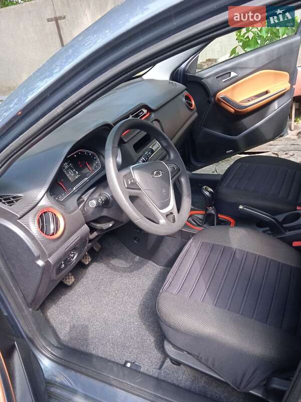 Внедорожник / Кроссовер Chery Tiggo 2 2022 в Киеве