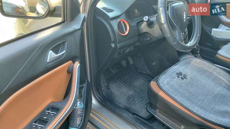 Внедорожник / Кроссовер Chery Tiggo 2 2018 в Полтаве