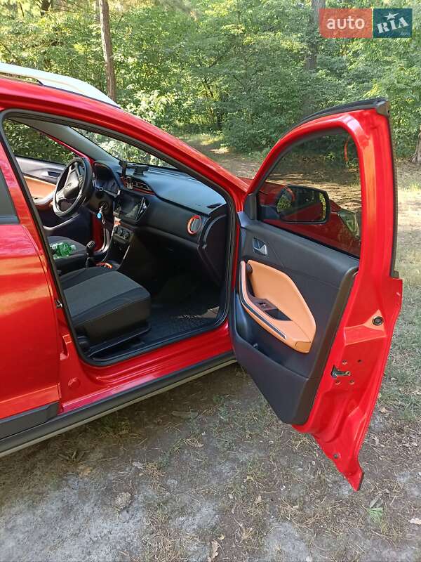 Внедорожник / Кроссовер Chery Tiggo 2 2019 в Киеве фото 5 Внедорожник / Кроссовер Chery Tiggo 2 2019 в Киеве