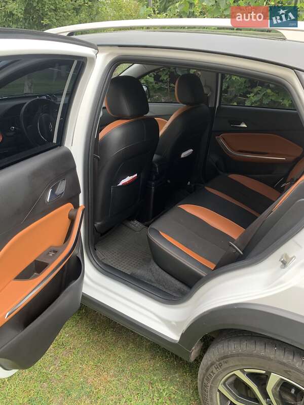 Внедорожник / Кроссовер Chery Tiggo 2 2020 в Волочиске