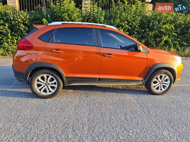 Внедорожник / Кроссовер Chery Tiggo 2 2017 в Кропивницком