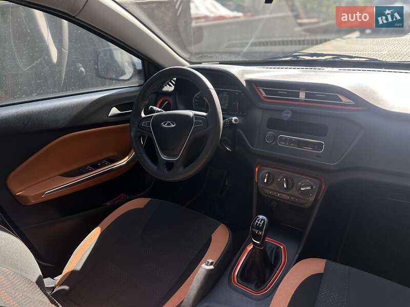 Внедорожник / Кроссовер Chery Tiggo 2 2021 в Тернополе