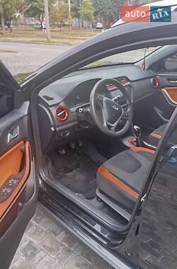 Позашляховик / Кросовер Chery Tiggo 2 2020 в 