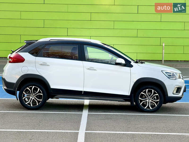 Позашляховик / Кросовер Chery Tiggo 2 2020 в Києві