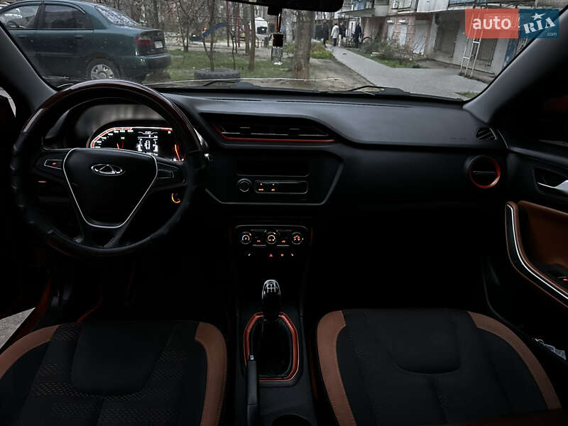 Внедорожник / Кроссовер Chery Tiggo 2 2018 в Херсоне