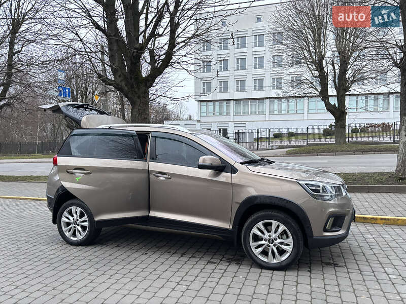 Внедорожник / Кроссовер Chery Tiggo 2 2021 в Хмельницком