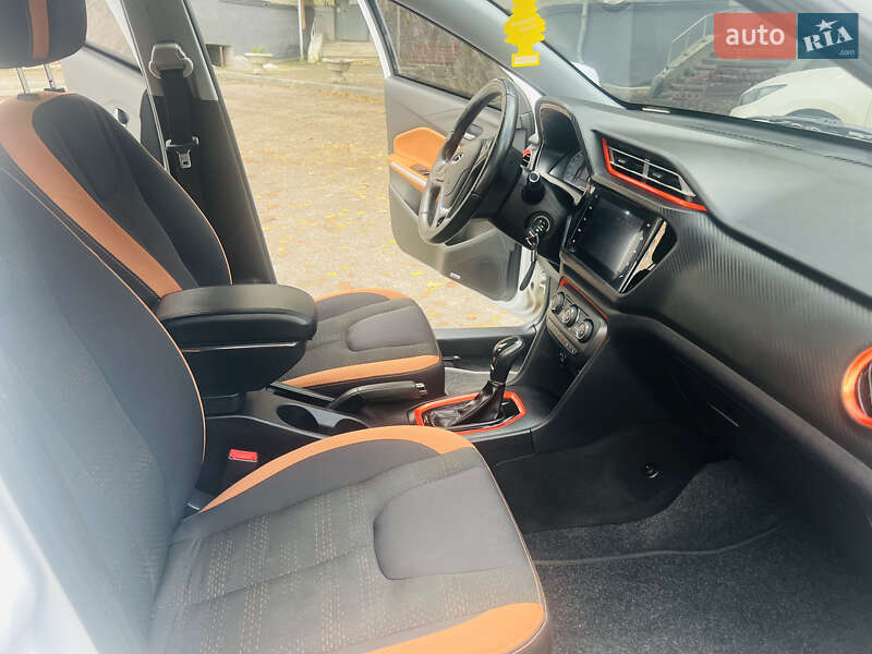 Внедорожник / Кроссовер Chery Tiggo 2 2019 в Харькове