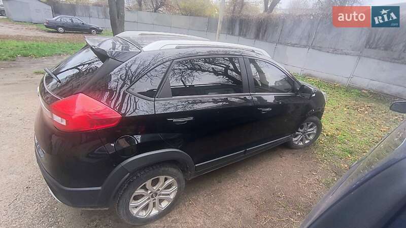 Внедорожник / Кроссовер Chery Tiggo 2 2017 в Черкассах