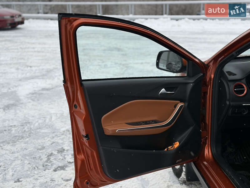 Внедорожник / Кроссовер Chery Tiggo 2 2020 в Киеве