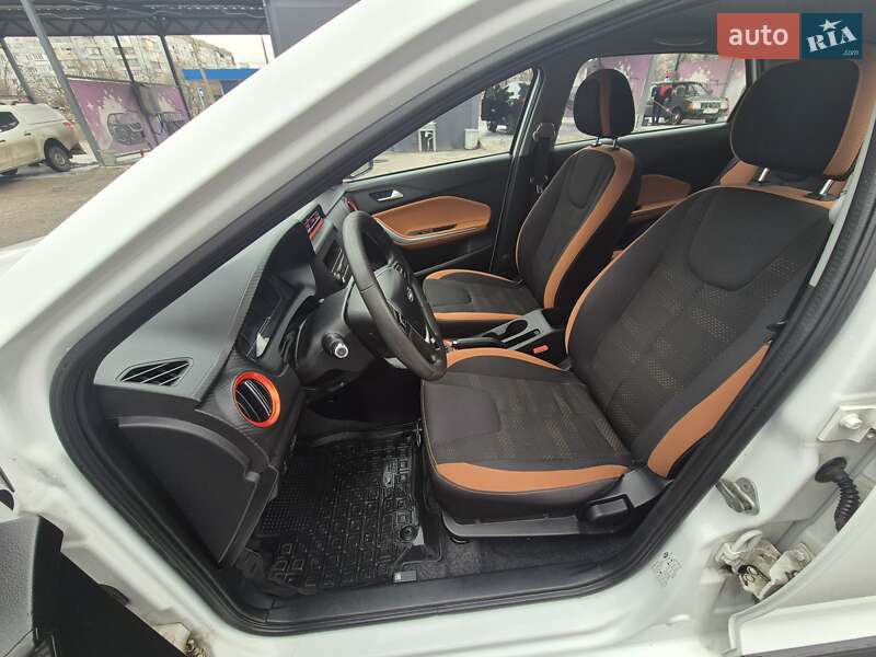 Внедорожник / Кроссовер Chery Tiggo 2 2019 в Запорожье