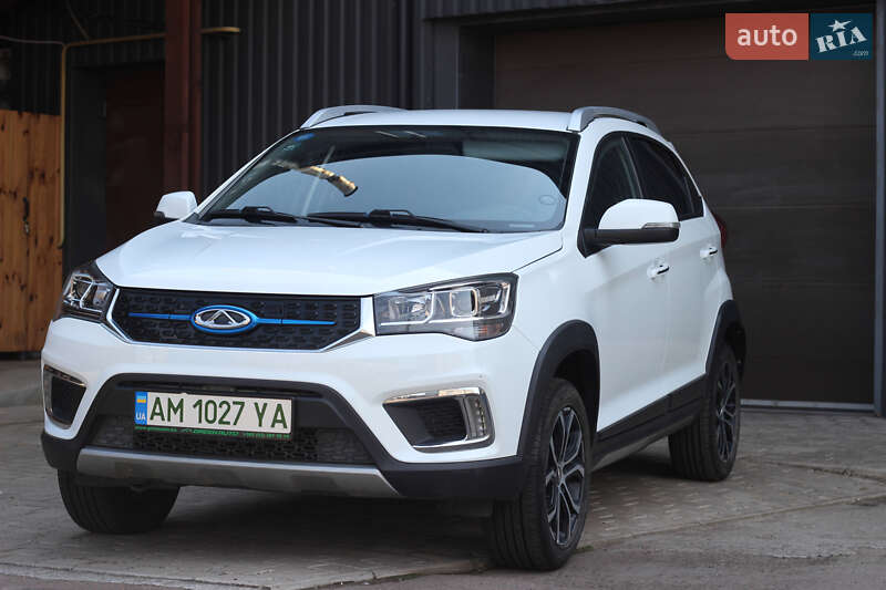 Внедорожник / Кроссовер Chery Tiggo 3 2019 в Житомире