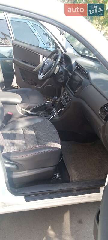 Внедорожник / Кроссовер Chery Tiggo 3 2020 в Вышгороде фото 8 Внедорожник / Кроссовер Chery Tiggo 3 2020 в Вышгороде