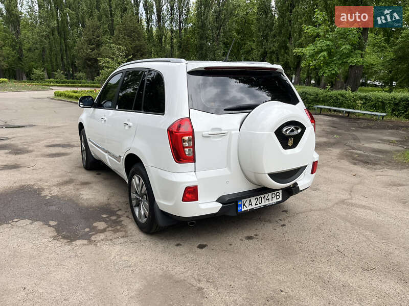 Внедорожник / Кроссовер Chery Tiggo 3 2020 в Киеве