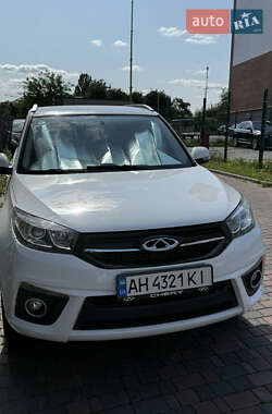 Внедорожник / Кроссовер Chery Tiggo 3 2018 в Ровно