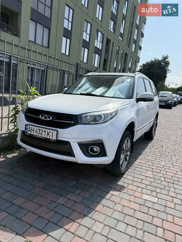 Внедорожник / Кроссовер Chery Tiggo 3 2018 в Ровно фото 3 Внедорожник / Кроссовер Chery Tiggo 3 2018 в Ровно