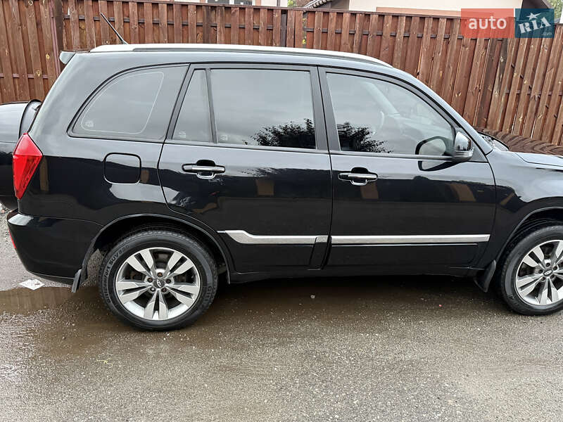 Внедорожник / Кроссовер Chery Tiggo 3 2020 в Киеве