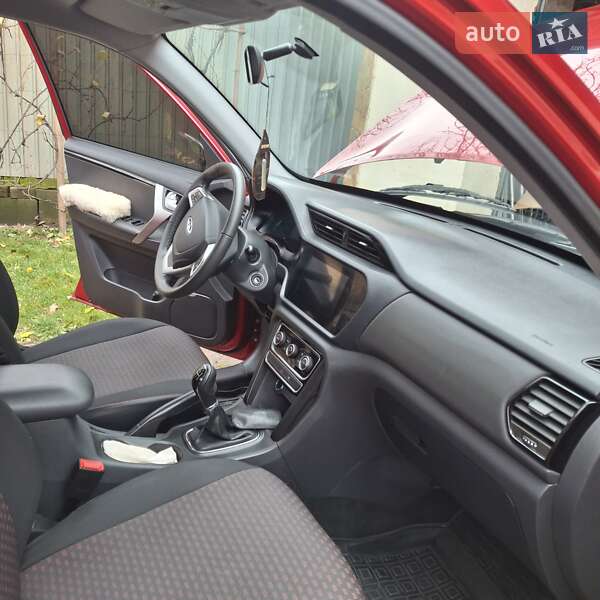 Позашляховик / Кросовер Chery Tiggo 3 2020 в Сумах