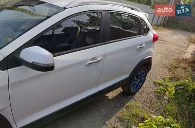 Позашляховик / Кросовер Chery Tiggo 3xe 2018 в  фото 11 Позашляховик / Кросовер Chery Tiggo 3xe 2018 в