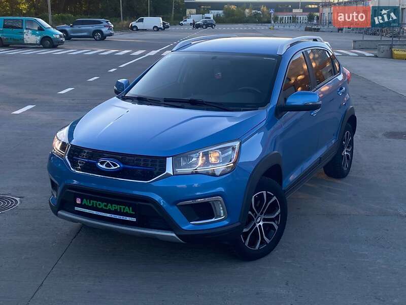 Внедорожник / Кроссовер Chery Tiggo 3xe 2018 в Киеве