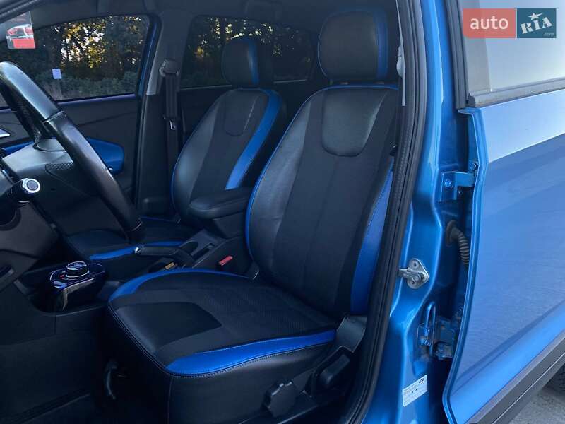 Внедорожник / Кроссовер Chery Tiggo 3xe 2018 в Киеве