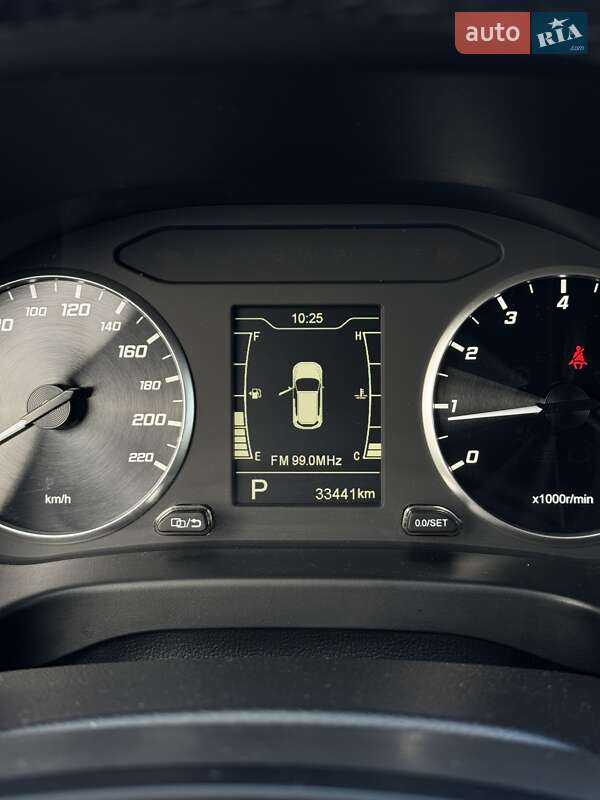 Позашляховик / Кросовер Chery Tiggo 4 2022 в Києві