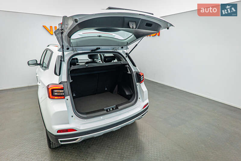 Внедорожник / Кроссовер Chery Tiggo 4 2022 в Киеве фото 7 Внедорожник / Кроссовер Chery Tiggo 4 2022 в Киеве