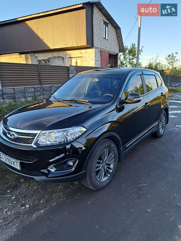 Внедорожник / Кроссовер Chery Tiggo 5 2016 в Радомышле