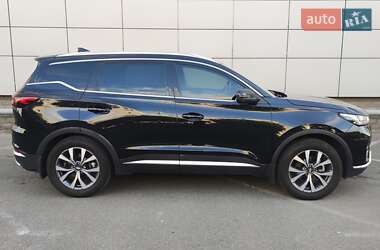 Позашляховик / Кросовер Chery Tiggo 7 Pro 2022 в 