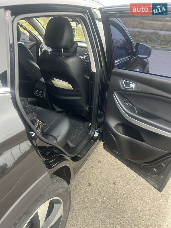 Внедорожник / Кроссовер Chery Tiggo 7 2018 в Киеве