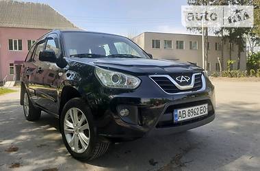 Позашляховик / Кросовер Chery Tiggo 2014 в 