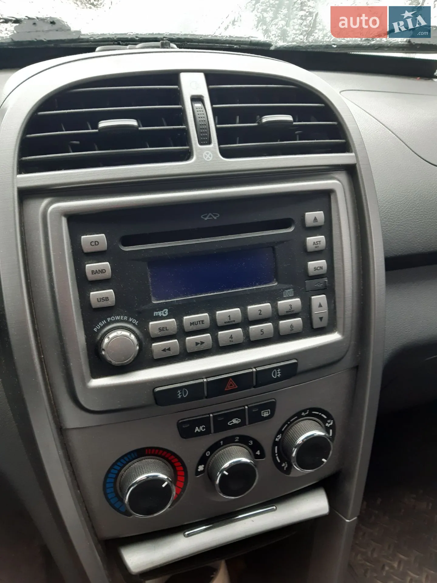 Chery Tiggo 2014 VIN Y6DDB11B1ED039879 фото оголошення 4 з 6