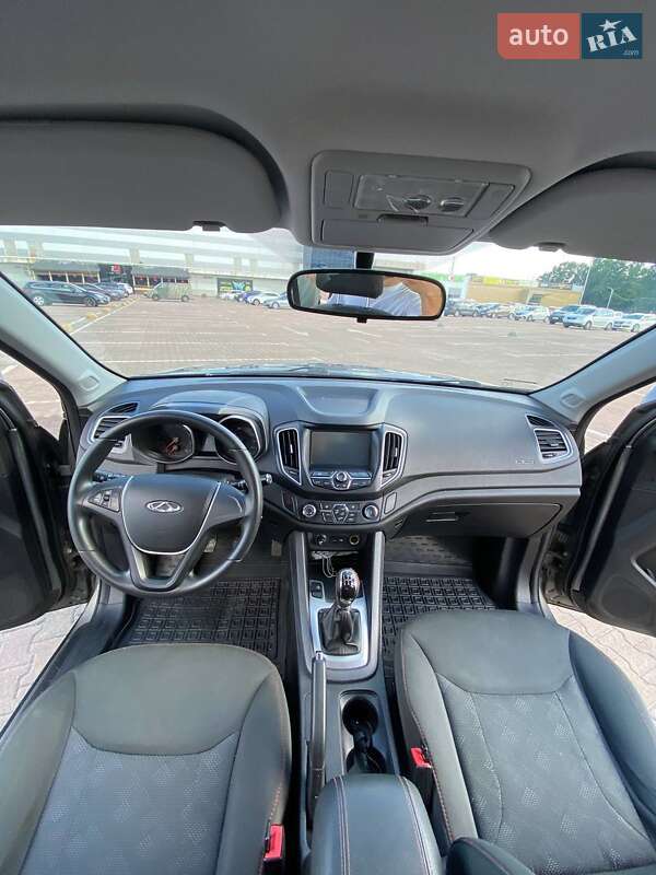 Позашляховик / Кросовер Chery Tiggo 2016 в Києві