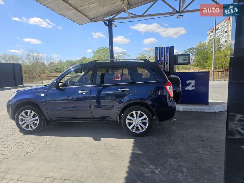 Внедорожник / Кроссовер Chery Tiggo 2014 в 