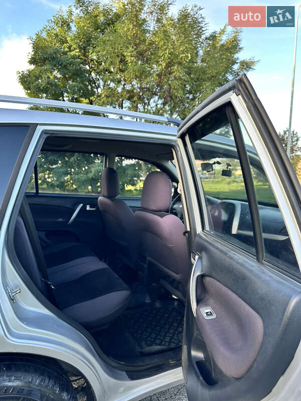 Позашляховик / Кросовер Chery Tiggo 2012 в Києві фото 14 Позашляховик / Кросовер Chery Tiggo 2012 в Києві