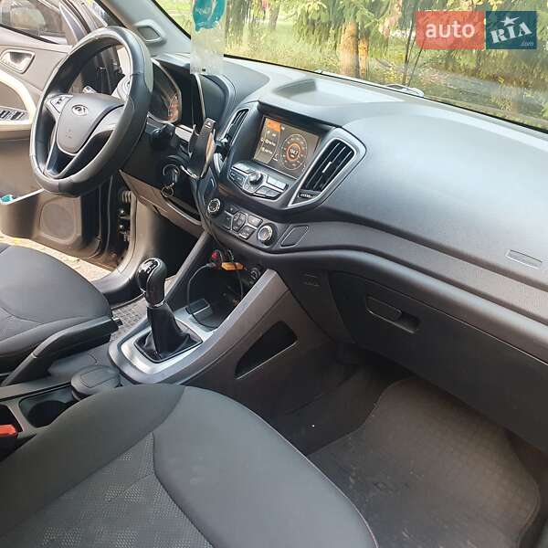 Внедорожник / Кроссовер Chery Tiggo 2016 в Городке