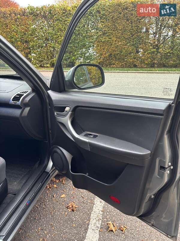 Внедорожник / Кроссовер Chery Tiggo 2016 в Львове фото 13 Внедорожник / Кроссовер Chery Tiggo 2016 в Львове