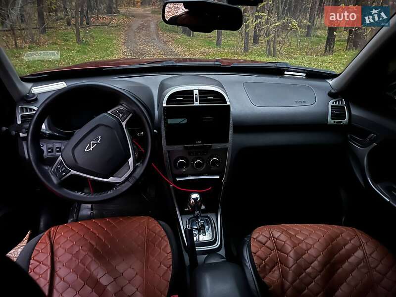 Позашляховик / Кросовер Chery Tiggo 2014 в Києві