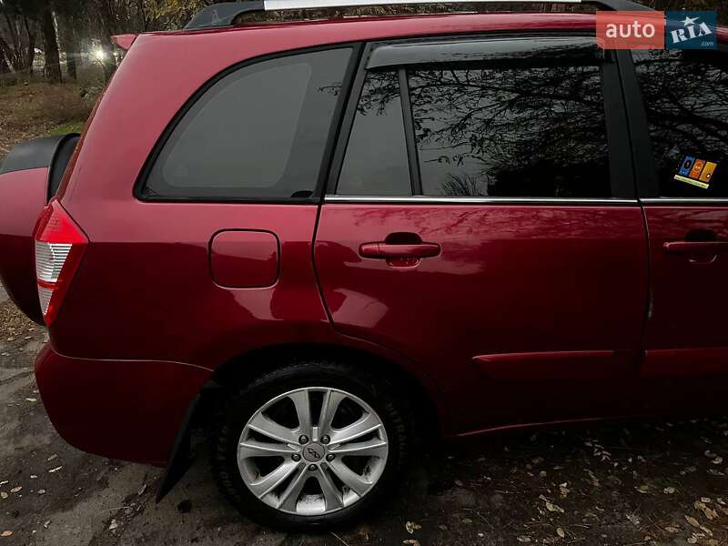 Позашляховик / Кросовер Chery Tiggo 2014 в Києві