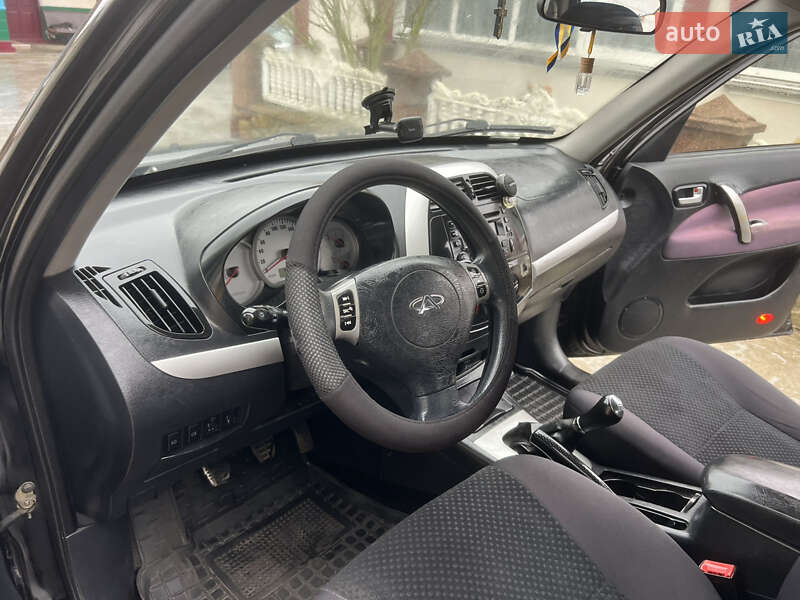 Позашляховик / Кросовер Chery Tiggo 2010 в Гусятині