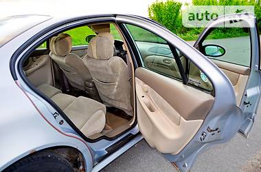 Седан Chevrolet Alero 2000 в 