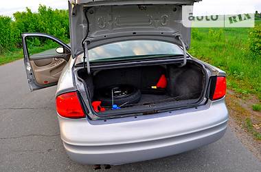 Седан Chevrolet Alero 2000 в 