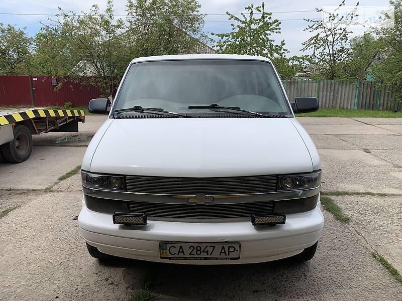 Минивэн Chevrolet Astro 2005 в 